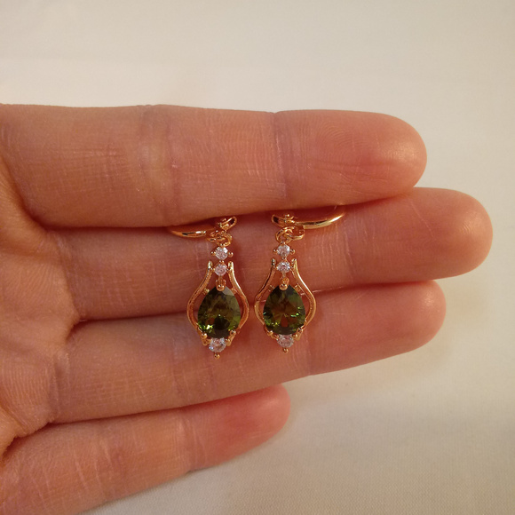 18K Yellow Gold Filled Olive Green Diamond Zircon Dangle Earrings 1.25ctw ea. - Picture 3 of 3